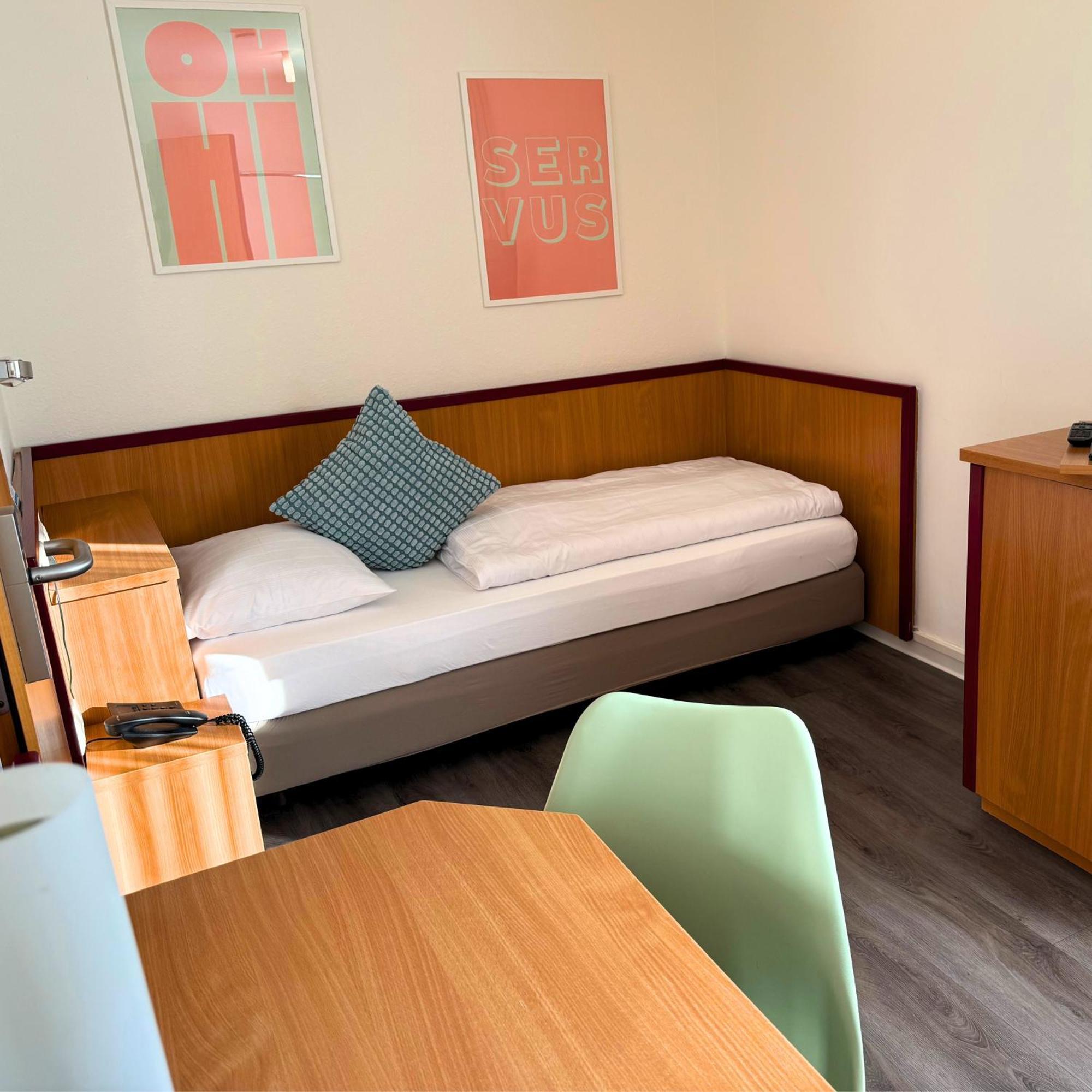 Colourful Hotel Bielefeld Dış mekan fotoğraf