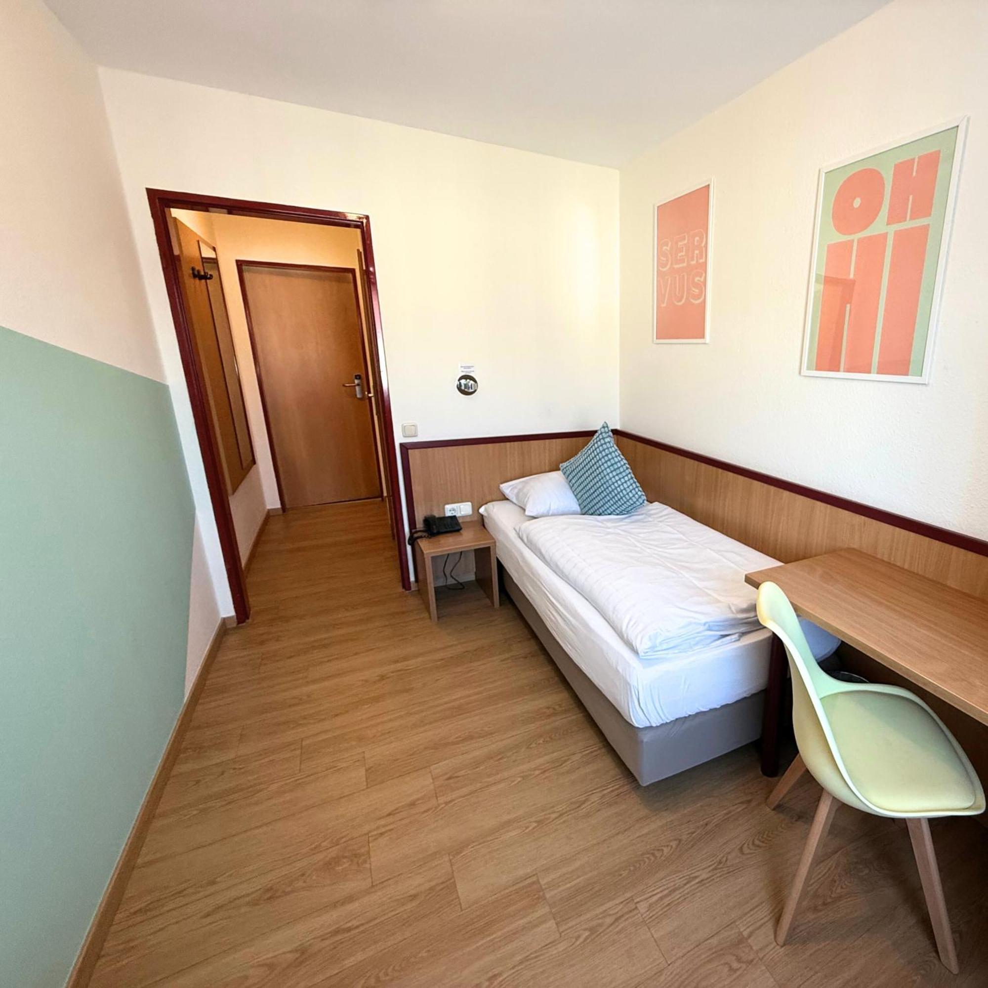 Colourful Hotel Bielefeld Dış mekan fotoğraf
