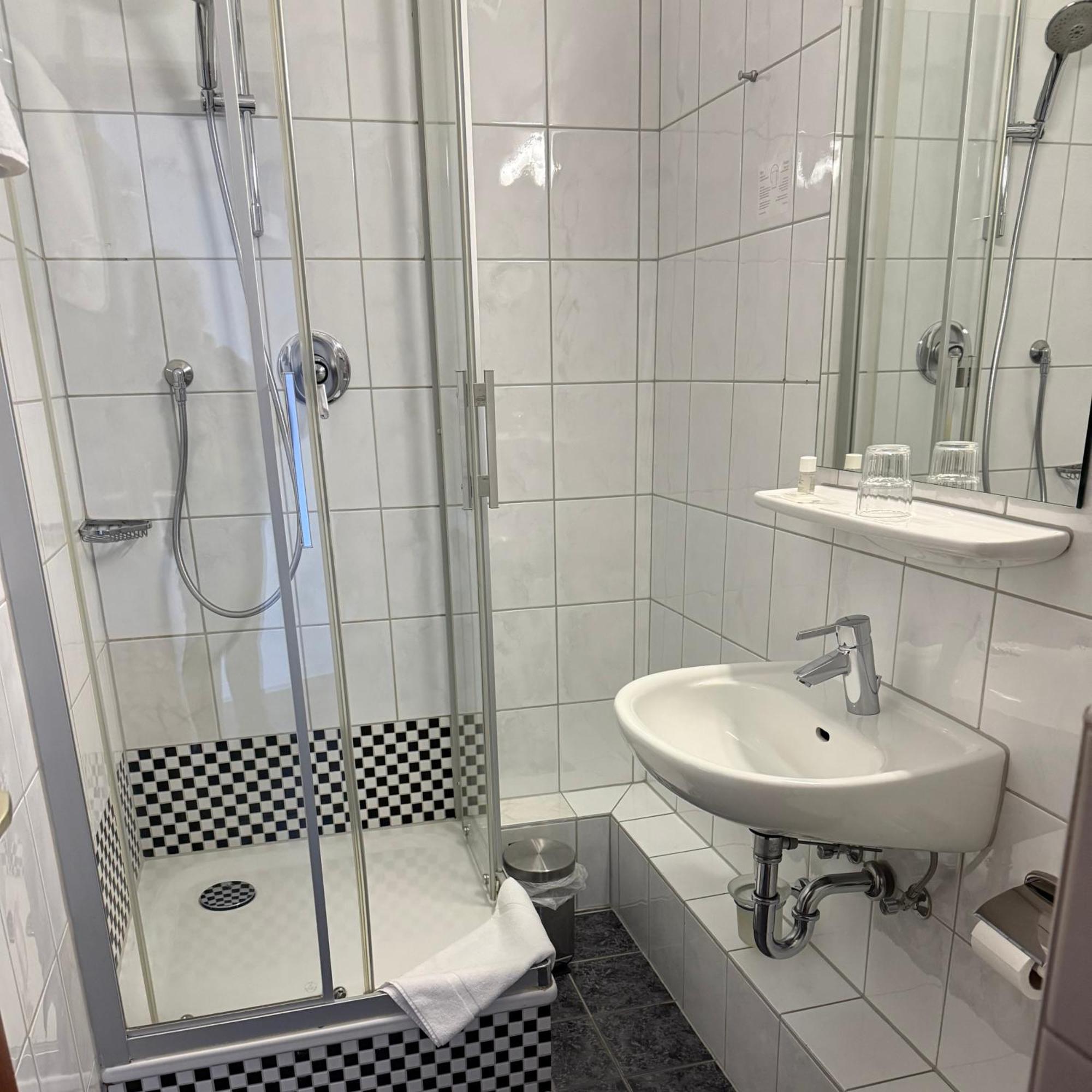 Colourful Hotel Bielefeld Dış mekan fotoğraf